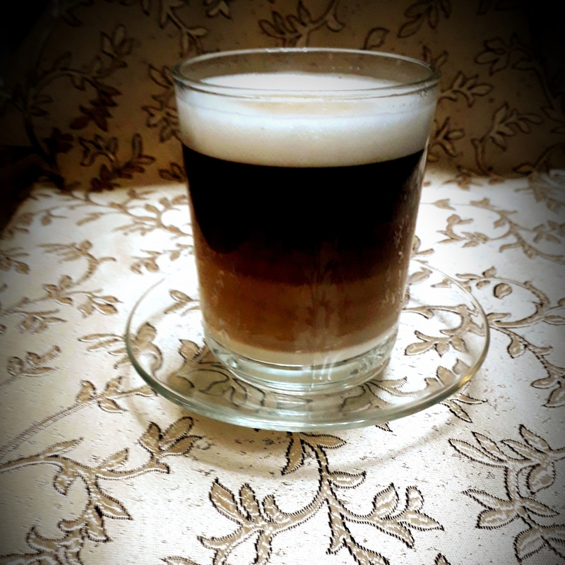 Кофе латте-макеато со вкусом бейлиса